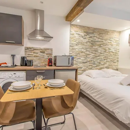 R’studio 18 Hyper Centre